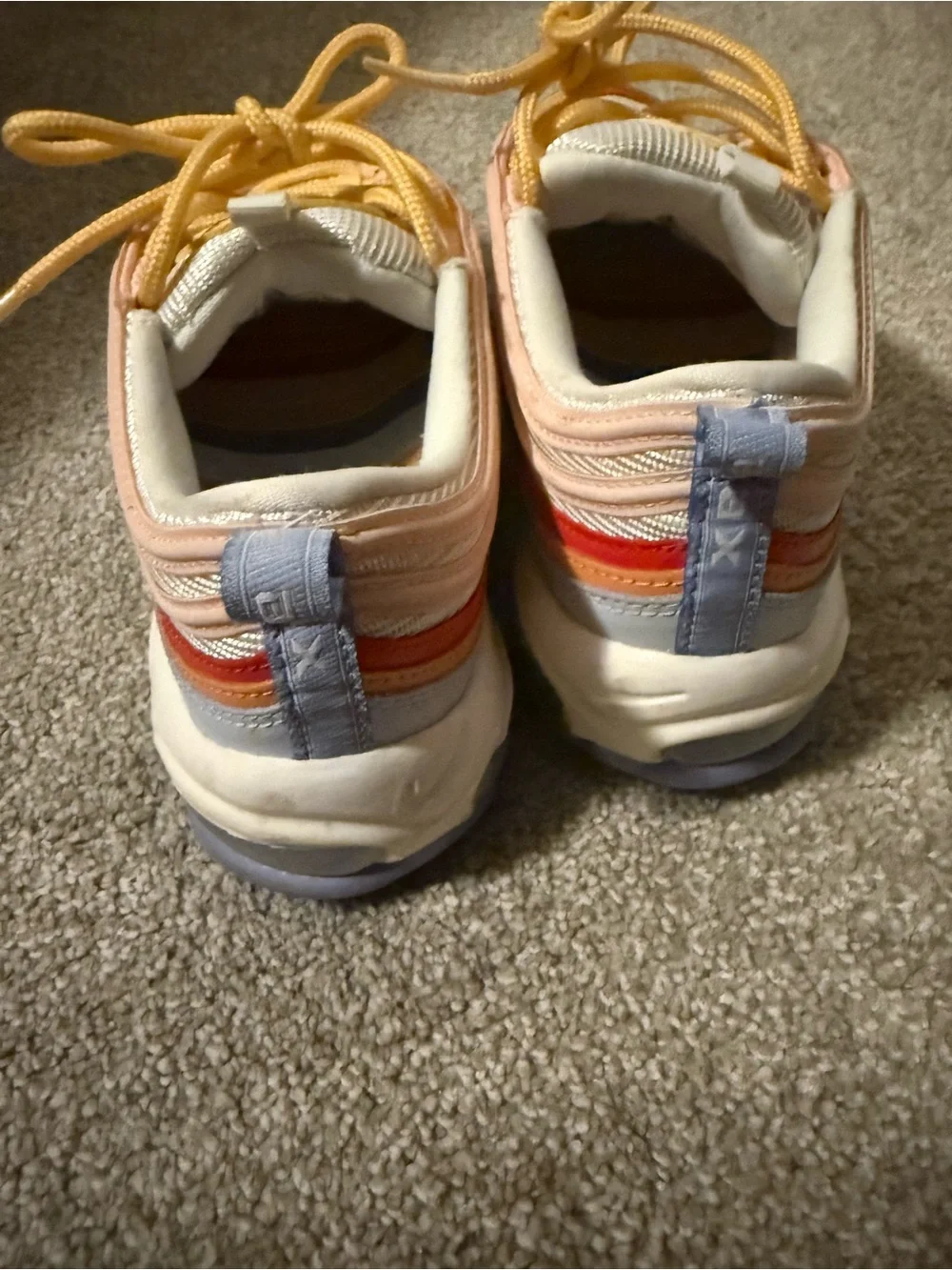 Womens Multicolor Nike sneakers-